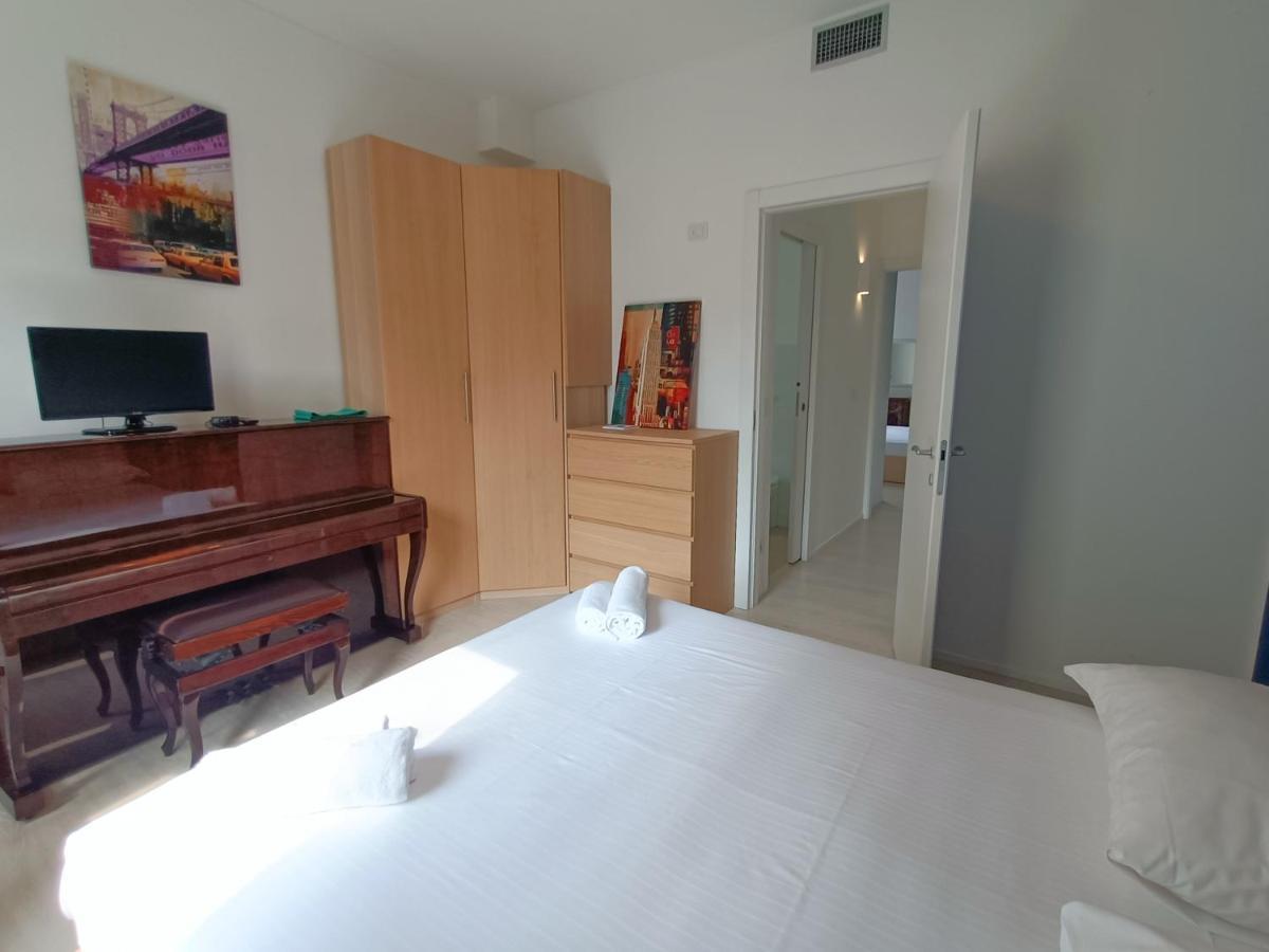 Joivy Elegant Flat For 6 With 2 Balconies Apartment Milano Ngoại thất bức ảnh