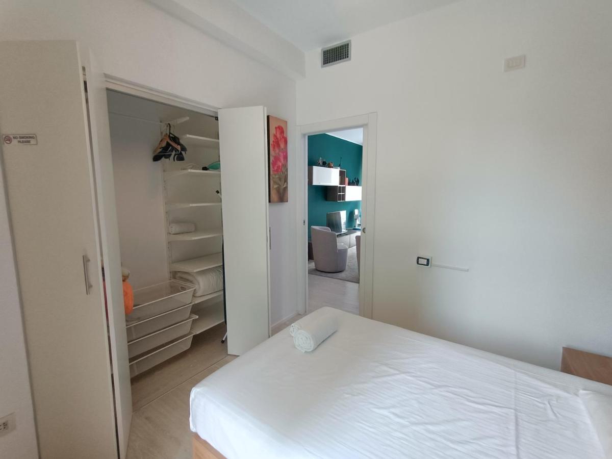 Joivy Elegant Flat For 6 With 2 Balconies Apartment Milano Ngoại thất bức ảnh